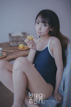 女女互摸吃奶互慰